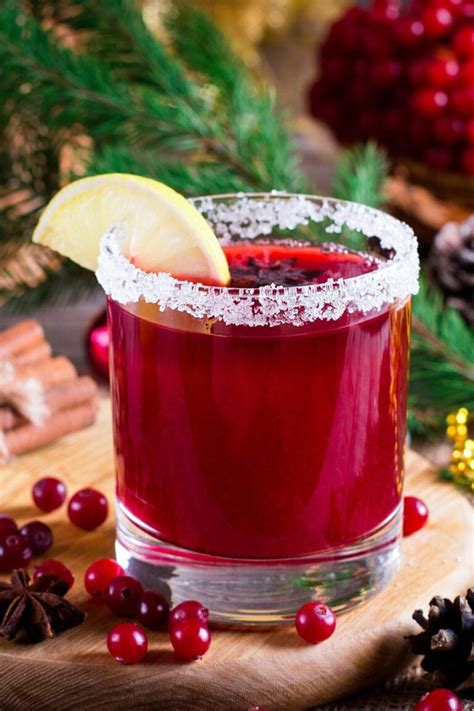20 Easy Christmas Cocktails Insanely Good