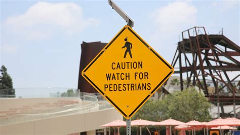 Pedestrians Rights In A Crosswalk Law Offices Of Brent W Caldwell