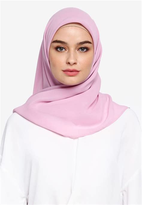 Lisa plain (chiffon) lisa printed (chiffon) tudung sarung. Premium Bawal Voile Shawl in 2019 | Fashion, Hijab fashion ...