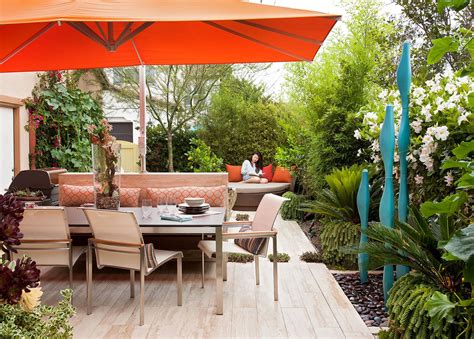 2020s Hottest Outdoor Living Trends Bring The Comforts Of Indoors To