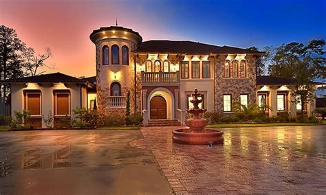 The Woodlands Real Estate Selling Your Luxury Home