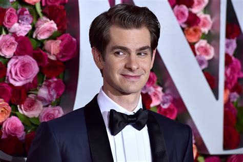 Andrew Garfield Admits To Secret Twitter Account ‘im Just Kind Of