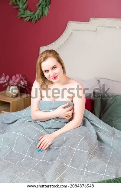 Nude Girl Wakes Wide Bed Pillows Stock Photo Shutterstock