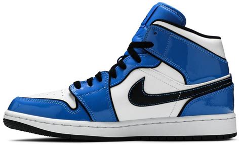 This follows the release of the blue the great x air jordan 1 mid 'fearless' which also used a similar theme. Air Jordan 1 Mid SE 'Signal Blue' - Air Jordan - DD6834 ...