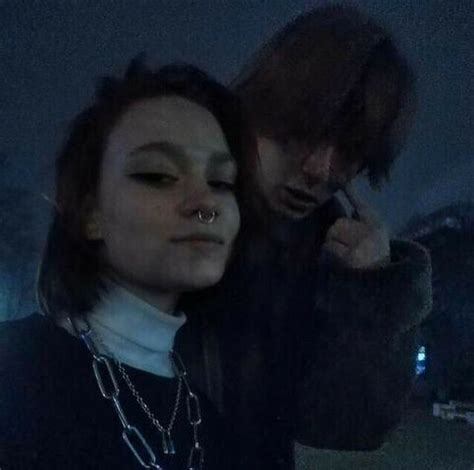 Pin By 𝕳𝖆𝖊 𝖘𝖚𝖚 ツ𝓜𝓲𝓷 𝓶𝓲𝓷~ On Gøal§ Cute Emo Couples Grunge Couple