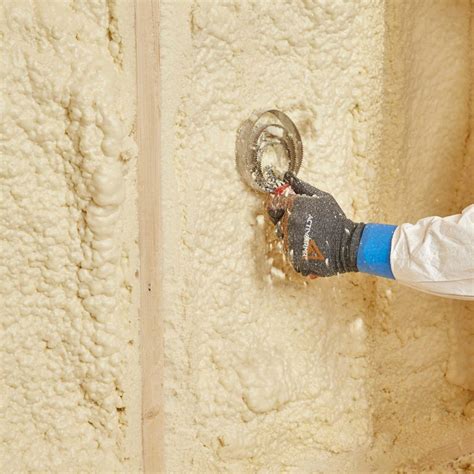 10 Tips On How To Spray Foam Insulation