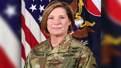 u s army s largest command gets first female commander fox31 denver