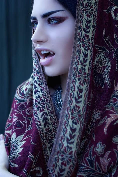 Pandora By Mahafsoun Vampire Love Gothic Vampire Vampire Art Fantasy Photography Beauty