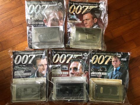 The James Bond Car Collection With Magazines 007 Aston Martin Db5