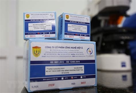 Experts in compliance with countries and airlines. WHO, UK certify Vietnam's COVID-19 test kit