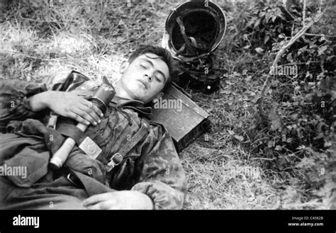 waffen ss soldaten ruhen 1942 stockfotografie alamy