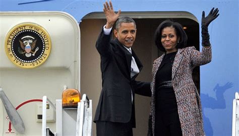 Barack Obama Kembali Ke Gedung Putih Foto