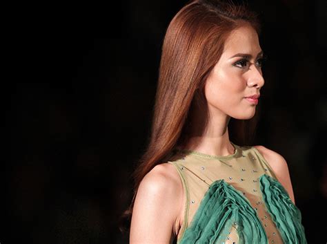 Check spelling or type a new query. Best Hairstyles: Philippine Fashion Week S/S 2014