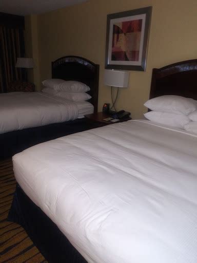 Hotel Doubletree By Hilton Hotel Greensboro Reviews And Photos 3030 W Gate City Blvd