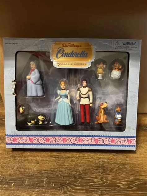 Vintage 1990s Walt Disney Parks Cinderella 8 Poseable Figures T Set