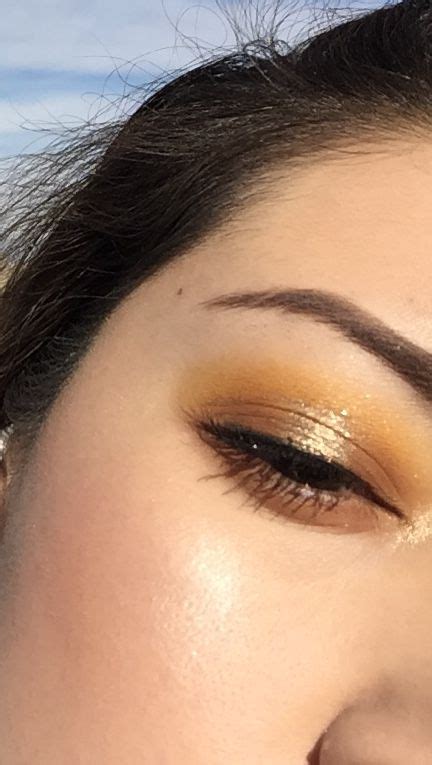 Yellow Eyeshadow Look With Glitter Makeup Stuff Love Makeup Makeup
