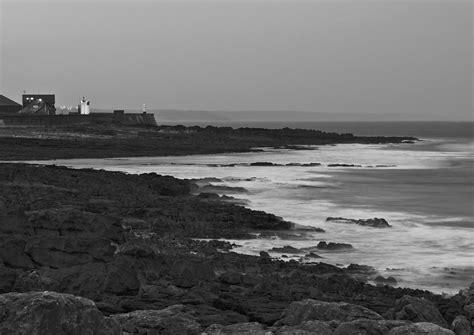 Waves Breaking Porthcawl Seafront Early Morning Mooganic Flickr