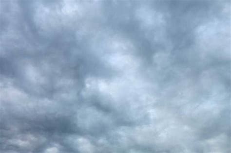 Viimeisimmät twiitit käyttäjältä とりよし6/1年下の男の子4巻発売中 (@t0riy0si). 雨雲はなぜ「黒い」のか？ - ねとらぼ