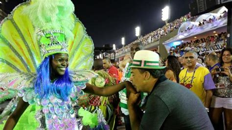 Hoje Presos Cabral E Eike Eram Figurinhas Carimbadas Do Carnaval Carioca