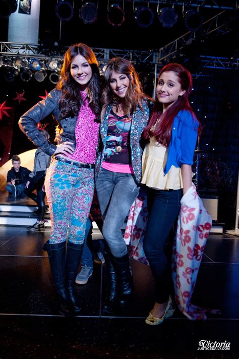 Victoria Justice Victorious Season Episode Tori Fixes Beck And