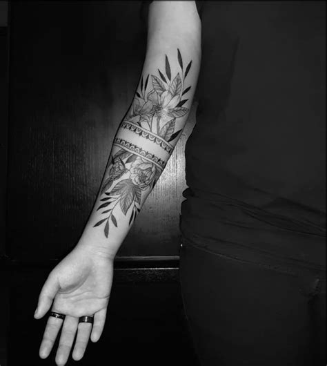 90 Best And Beautiful Armband Tattoos Designs And Ideas