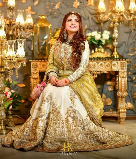 Pawri Girl Dananeer Mobeen In Gorgeous Bridal Attire Editor Times