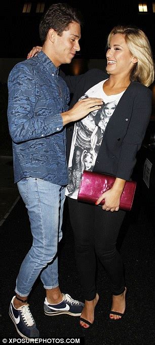 Towies Joey Essex And Sam Faiers Put On A Very Amorous Display As They Pucker Up On A Date