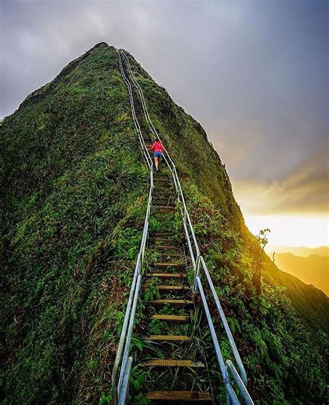 Wonderfulamerica On Instagram Haiku Stairs Hawaii 💚💚 Pic