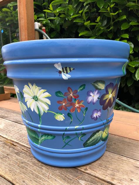 Pin En Painted Flower Pots