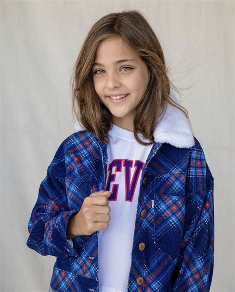Pin By Madi Taylor On The Clements Twins Girls Fashion Tween Girls Fall Outfits Fashion