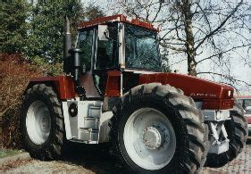 Heb je nog maïshakselaar foto's of video's uit de oude doos! Schlüter Euro Trac 2000 LS , power: 200 hp | Oldtimer ...