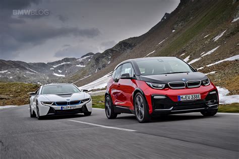 Harb says the company is making steps in 2015 to improve the i3 customer convenience and infrastructure. Family Photo: BMW i3 Facelift, i3s and i8 hybrid
