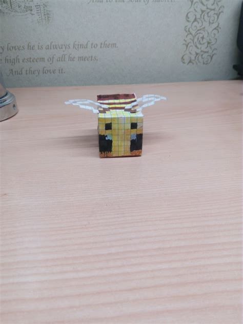 Create Meme Minecraft Paper Paper Bee From Minecraft Bee Minecraft