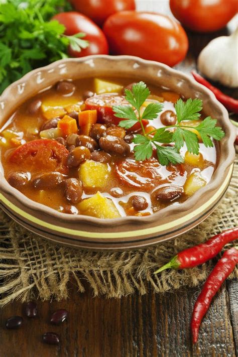 Soupe Avec Le Haricot Rouge Photo stock