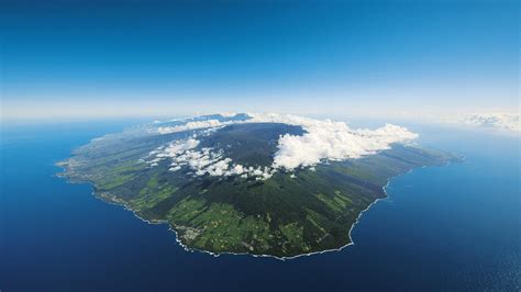 Isla Reunion Ubicación Geografica Turismo Playas Clima Capital Y Más