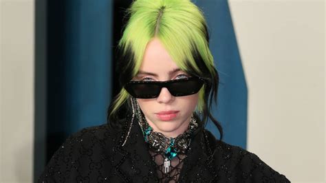 Remix van Billie Eilish gaat om je hele hoofd heen | NOS ...
