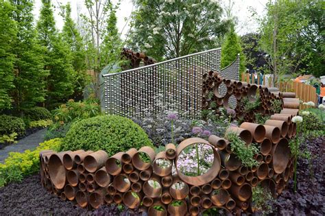 Unique Garden Ideas For Different Impression Actual Home