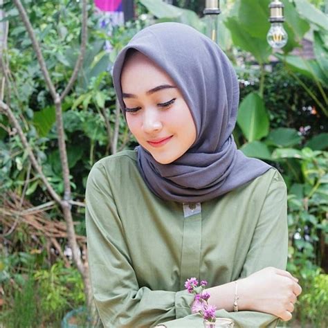 Hijaber Cantik Di Instagram Selamat Malam 🤗🤗 Cantiknya Kak Sin Sr Go Follow Hijab