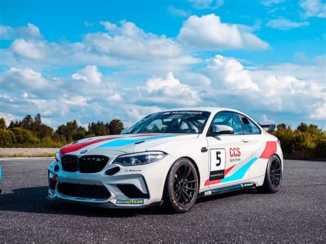 BMW M2 CUP 365 Hp ABS DSC Very Low Maintenance