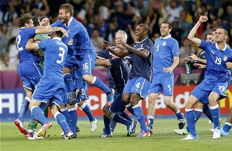Initial that didn't work and uh. Italy beats England on penalties to complete Euro 2012 ...