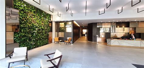 Interior Living Wall In 2020 Living Wall Wall Design Sustainable