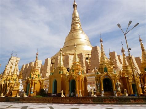 Places yangon consulate & embassy 在ミャンマー日本国大使館/embassy of japan in myanmar. ヤンゴン 旅行 クチコミガイド【フォートラベル】|ミャンマー ...