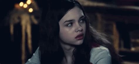 India Eisley Nude Gif Telegraph