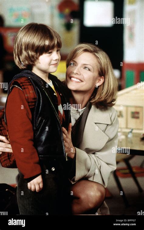 Alex D Linz And Michelle Pfeiffer One Fine Day 1996 Stock Photo