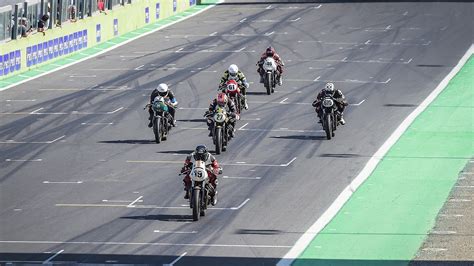 Moto Guzzis Fast Endurance Trophy Webbikeworld