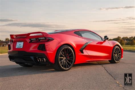 Red C8 Corvette Stingray With 20 And 21 Inch Vossen Hf4t Wheels 1 関西の
