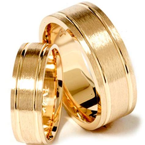 Matching His Hers 14k Yellow Gold Wedding Ring Band Set