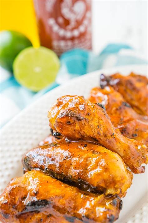 No really, you'll be obsessed. Honey Sriracha Chicken Wings Sauce | Recipe in 2020 | Wing ...