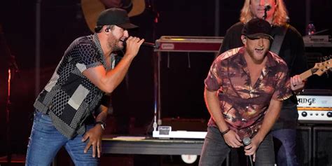 Luke Bryan And Cole Swindell Team Up For Stunning Performance Of Single