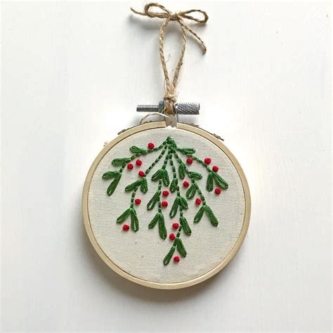 Embroidery Hoop Art Floral Christmas Holly Mistletoe